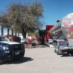 Aseguran tractocamión con 30 mil litros de hidrocarburo en Loma Linda; conductor es detenido