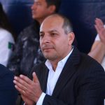 Regidor impulsa apoyo histórico a migrantes en San Juan del Río