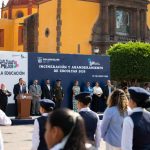 Roberto Cabrera encabeza ceremonia de Incineración de Banderas y Abanderamiento de Escoltas