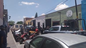 Riña en el Centro Histórico de San Juan del Río moviliza a más de 20 policías; hay un detenido y un lesionado