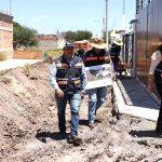 Roberto Cabrera supervisa obras en calles de Santa Cruz Nieto y Solares Banthí con una inversión de 8.7 mdp