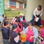 Jornada comunitaria en El Aserrín combina reciclaje y entrega de alimentos