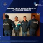 Detienen a dos hombres con un arma prohibida en la zona Centro de San Juan del Río